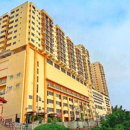 N'Dnie Homestay Pelangi Mall Condominium كوتا بْهارو المظهر الخارجي الصورة